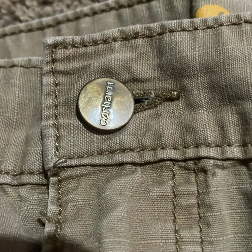 Men’s Carhartt relaxed fit shorts. Excellent used condition. Sz 40 - Picture 9 of 12